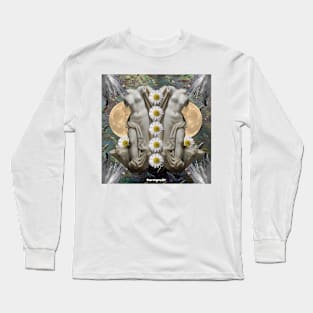 venus moonrise Long Sleeve T-Shirt